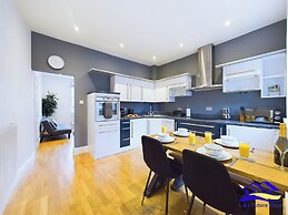 2br-sleeps4-citycentre-freeparking