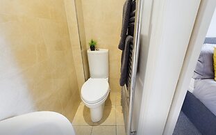 2br-sleeps4-citycentre-freeparking