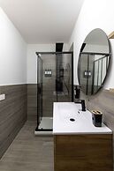 Urban Chic Luxury Suite Apartments
