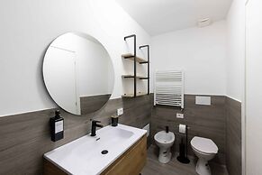 Urban Chic Luxury Suite Apartments