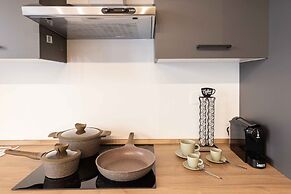 Urban Chic Luxury Suite Apartments