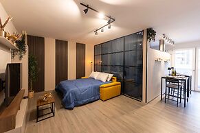 Urban Chic Luxury Suite Apartments