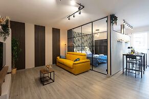 Urban Chic Luxury Suite Apartments