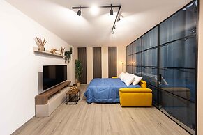 Urban Chic Luxury Suite Apartments