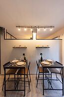 Urban Chic Luxury Suite Apartments