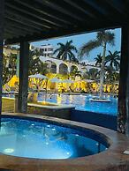 Los Picos Hotel & Suites Bucerias