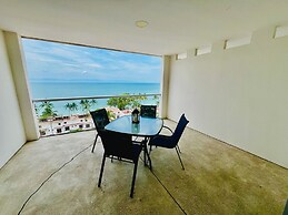 Los Picos Hotel & Suites Bucerias