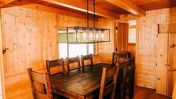 Lakeview Cabin with Boat Slip