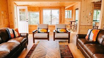 Lakeview Cabin with Boat Slip