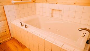 Lakeview Cabin with Boat Slip