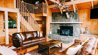 Lakeview Cabin with Boat Slip