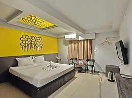 Hollywood Dannok Hotel