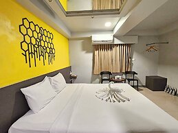 Hollywood Dannok Hotel