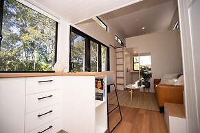 Waterlily Tinyhouse