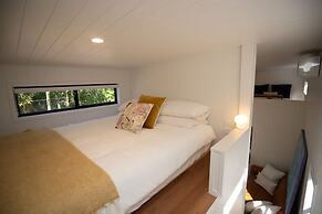 Waterlily Tinyhouse