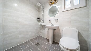 Pocheo Welcome Paw and Meow Pet Pension