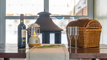 Pocheo Welcome Paw and Meow Pet Pension