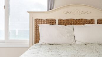 Pocheo Welcome Paw and Meow Pet Pension