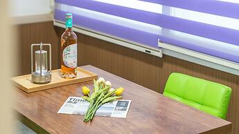 Pocheo Welcome Paw and Meow Pet Pension