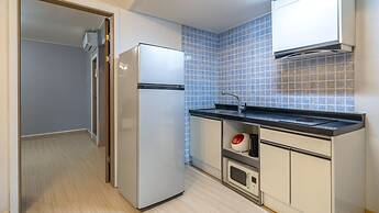 Pocheo Welcome Paw and Meow Pet Pension