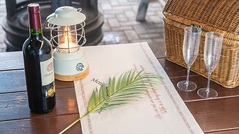 Pocheo Welcome Paw and Meow Pet Pension