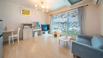 Pocheo Welcome Paw and Meow Pet Pension