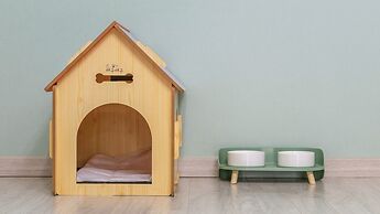 Pocheo Welcome Paw and Meow Pet Pension