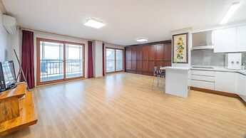 Sokcho Scenic House Pension