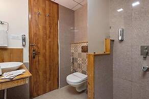 Ekawa Ganga by Lawrence Hotels