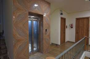 Ekawa Ganga by Lawrence Hotels