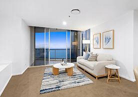 Level 45 Luxury Sub-Penthouse in Surfers