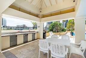 Level 45 Luxury Sub-Penthouse in Surfers