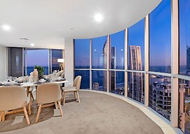 Level 45 Luxury Sub-Penthouse in Surfers