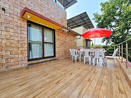 Mountain Majesty Villa