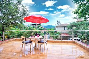 Mountain Majesty Villa