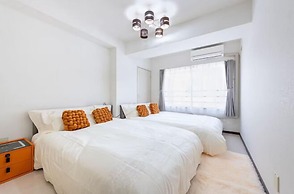 New Ueno Station 7 Min Walk Inarimachi