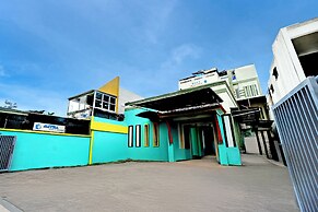 Hotel O Tegalsari Near Tunjungan Plaza