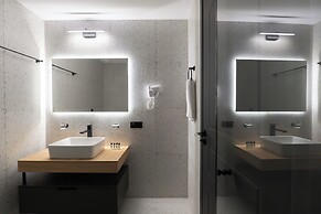 NOVA LUXE Hotel & Residences