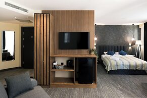 NOVA LUXE Hotel & Residences