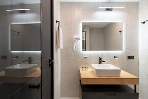 NOVA LUXE Hotel & Residences