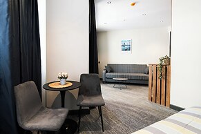 NOVA LUXE Hotel & Residences
