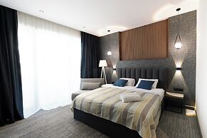 NOVA LUXE Hotel & Residences