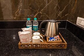 Shining hills by Lawrence Hotels