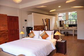 Chaloklum Residence by Kupu