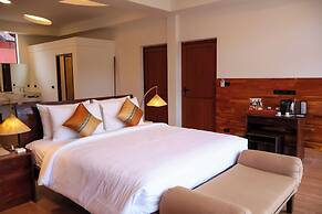 Chaloklum Residence by Kupu