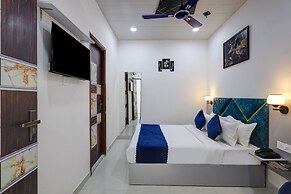 Hotel Warm Welcome Inn Noida Sector 26