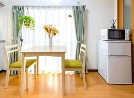 6 Minutes to Shinjuku Station by Train, Max 4 People