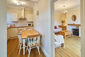 Host Stay Wardman Crescent