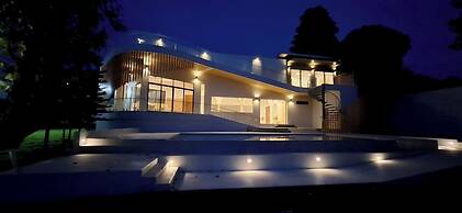 Celine House by Craft Village