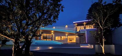 Celine House by Craft Village